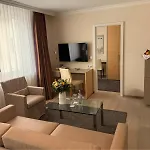 Strandhotel Georgshoehe 4* 诺德奈