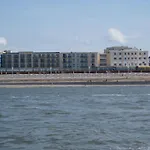 酒店 Strandhotel Georgshoehe 诺德奈
