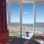 Strandhotel Georgshoehe 酒店 4*