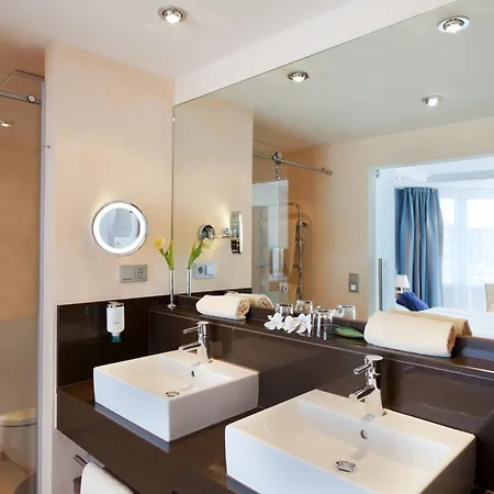 Strandhotel Georgshoehe 4*
