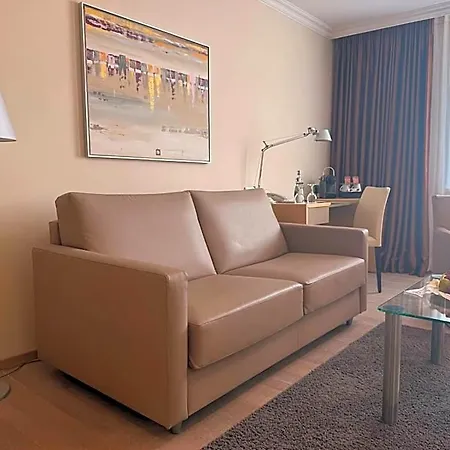 Strandhotel Georgshoehe 4*